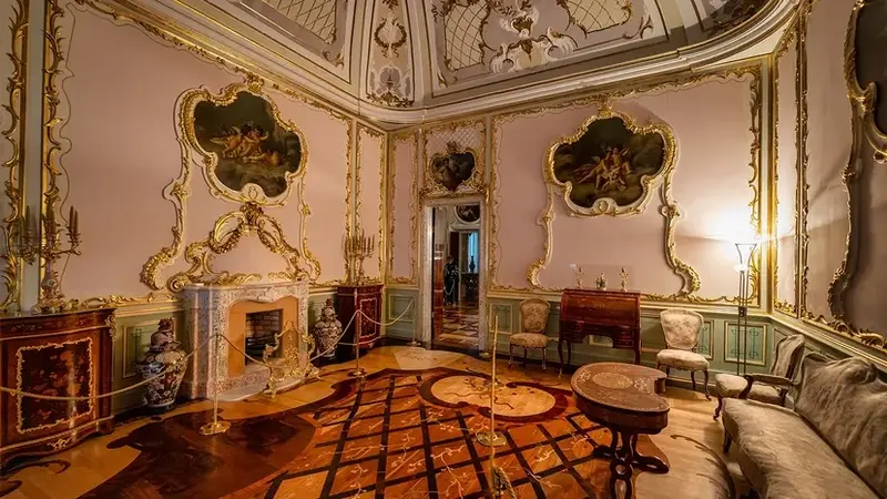 catherine the great furniture